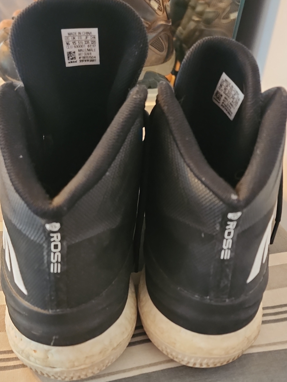adidas D.O.N. Issue 1 High Top Black & White US 16 - Picture 4 of 9